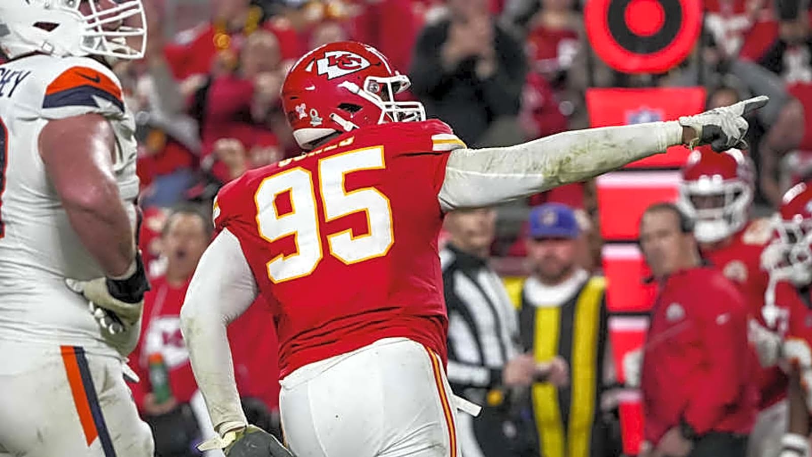 Chris Jones, Steve Spagnuolo Reflect on Chiefs’ Season