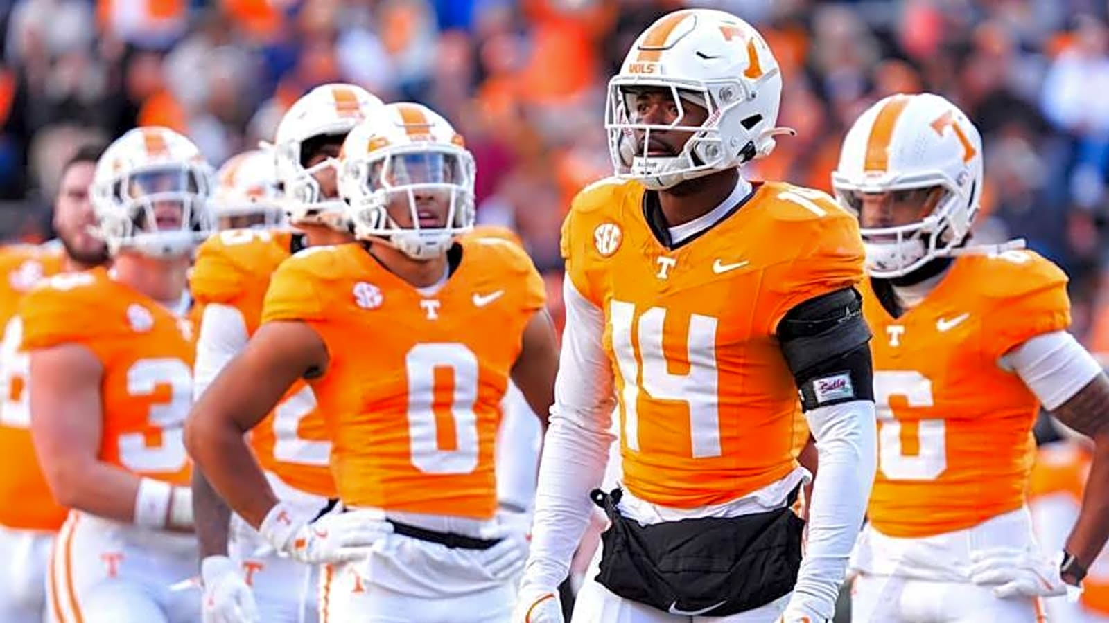 Tennessee DB, Christian Charles Entering NCAA Transfer Portal
