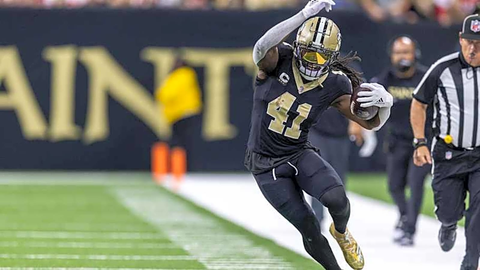 Alvin Kamara Headlines 3 Saints Stars Drawing Pre-Deadline Buzz