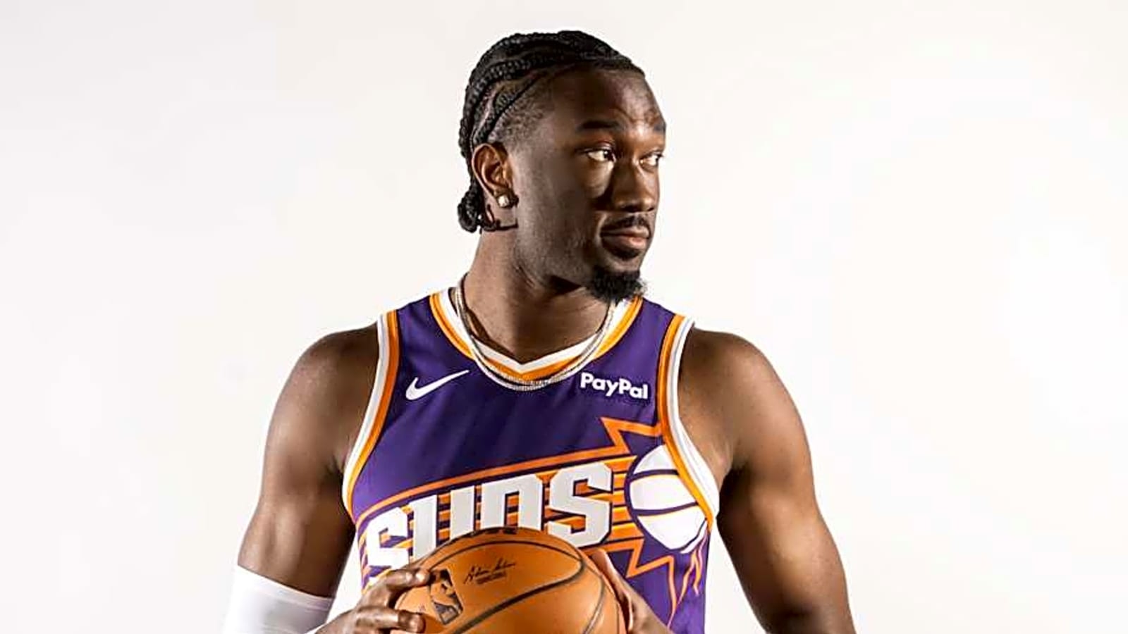 Suns Confirm Starting Center&#39;s Health
