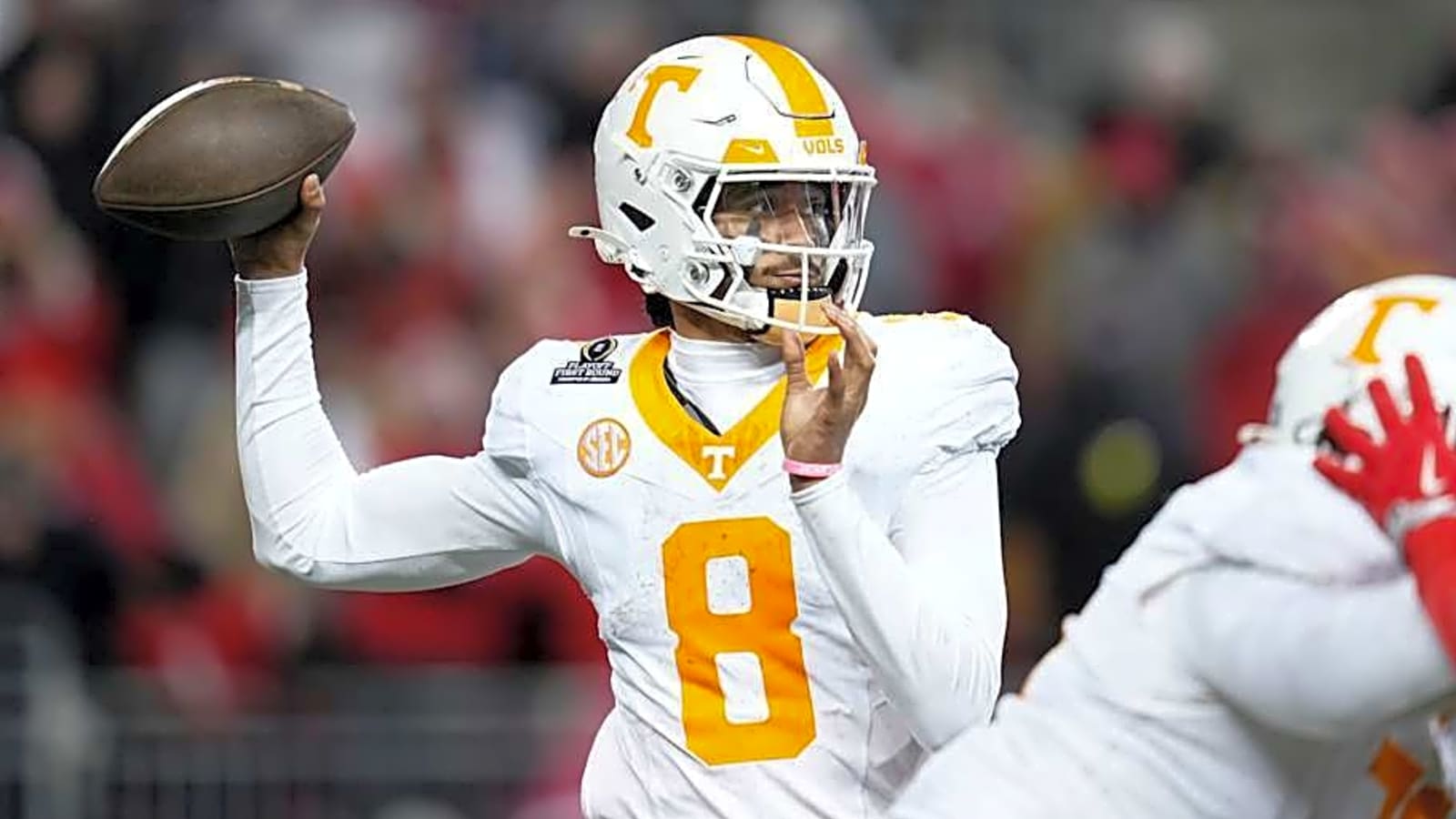 Tennessee Football Moves On From Star Quarterback After NIL Dispute