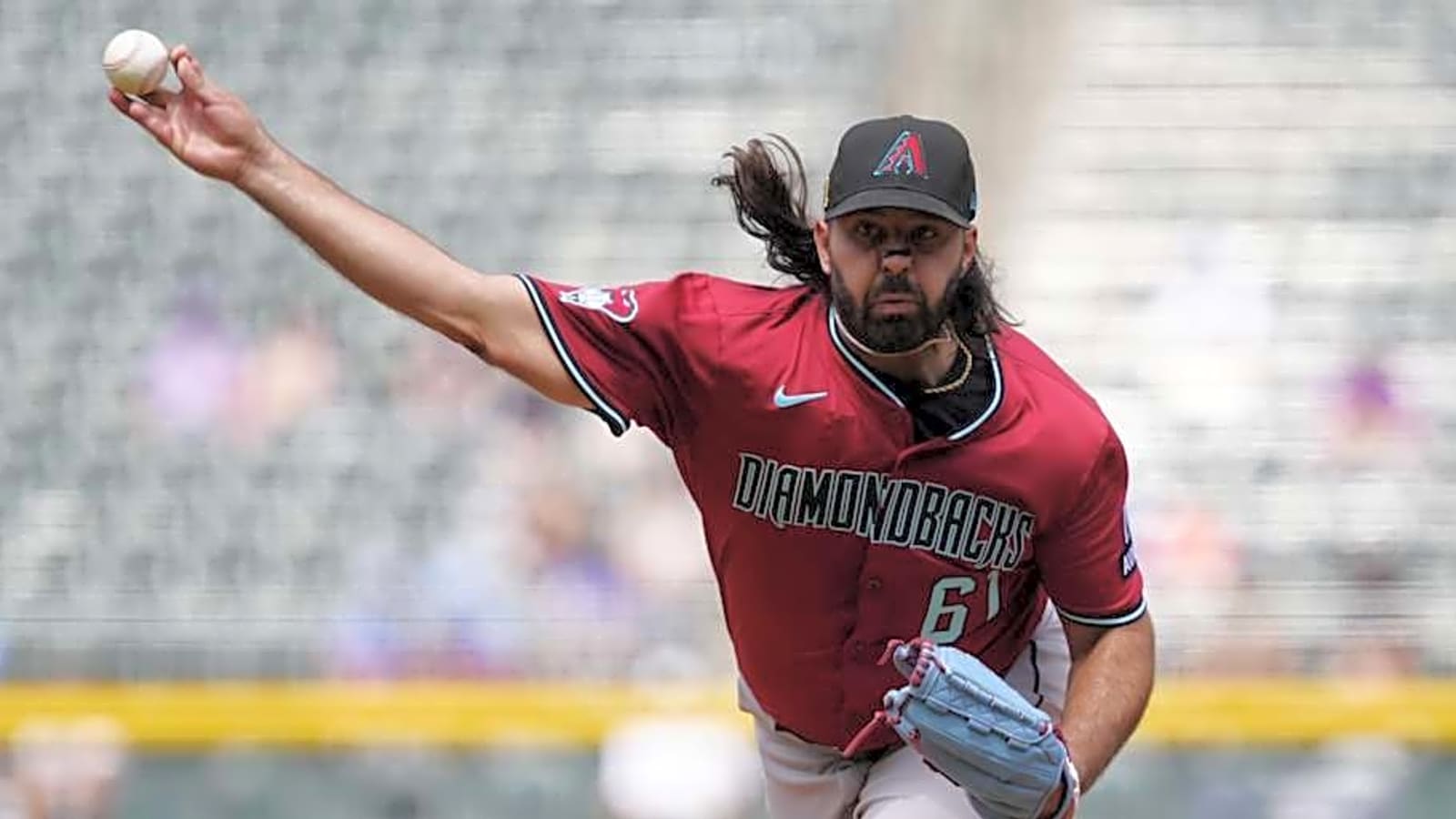 Diamondbacks Hold On For Heroic Series Split
