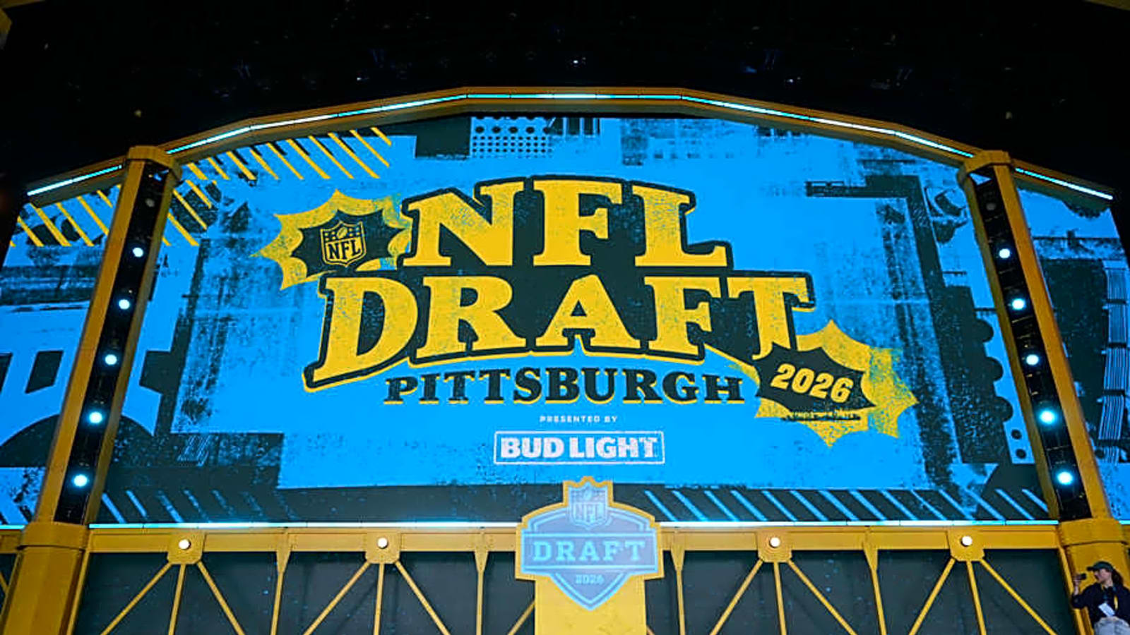Chicago Bears' List of Remaining 2026 NFL Draft Picks Going Into Day 2