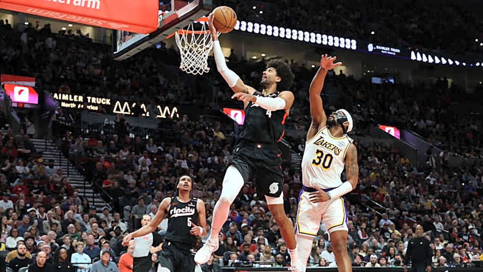 Blazers, Lakers Have Had Trade Talks Regarding $33 Million Defensive Star: Report