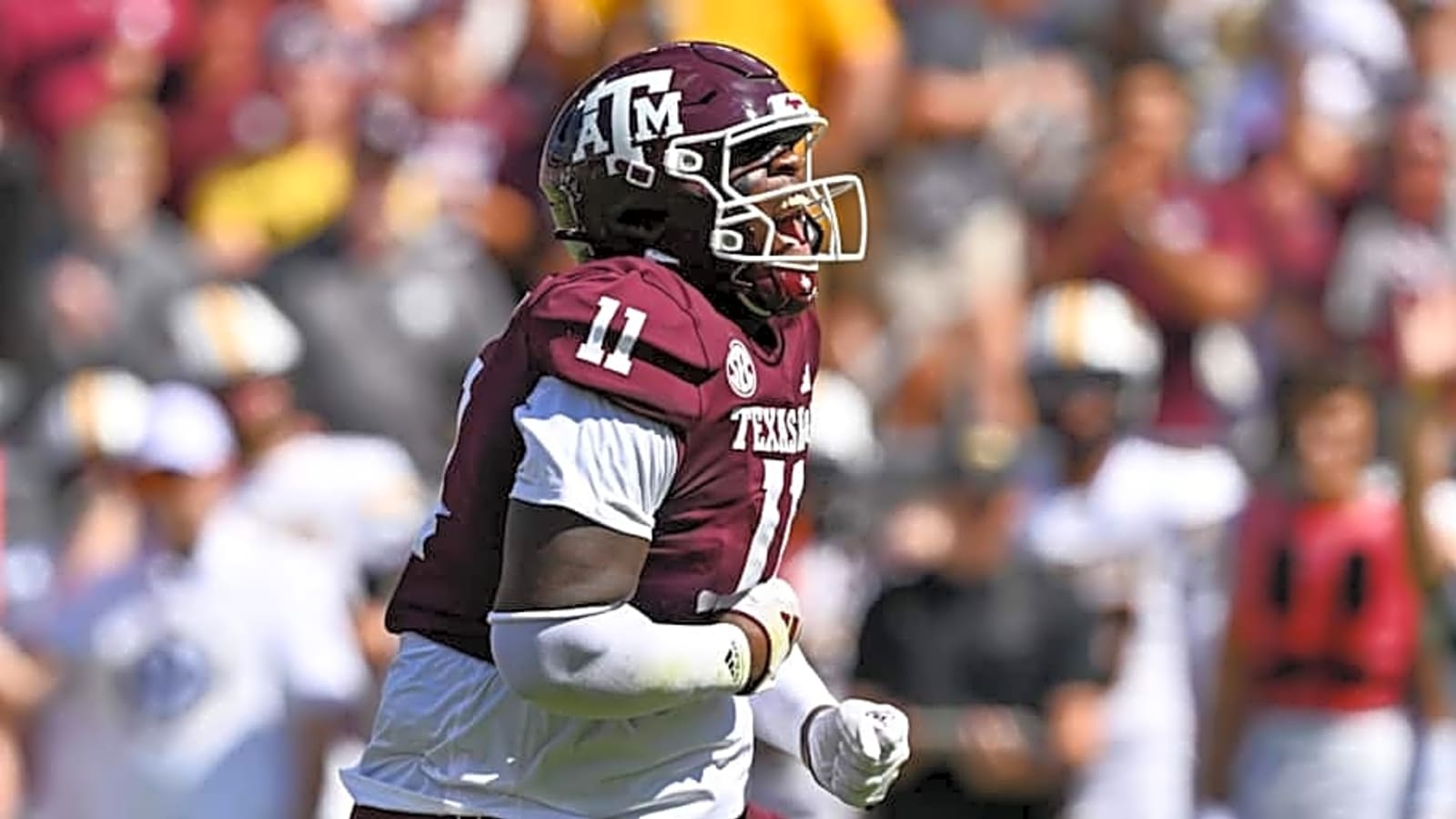 Panthers' newest pass rusher shares key change to play more like Brandon Graham