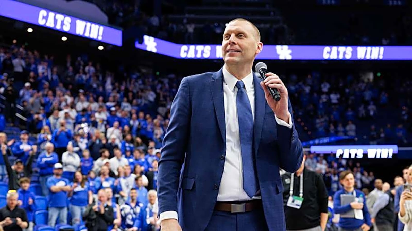 Kentucky falling behind in the race for Jason Crowe Jr. means Mark Pope can go all in on another five-star