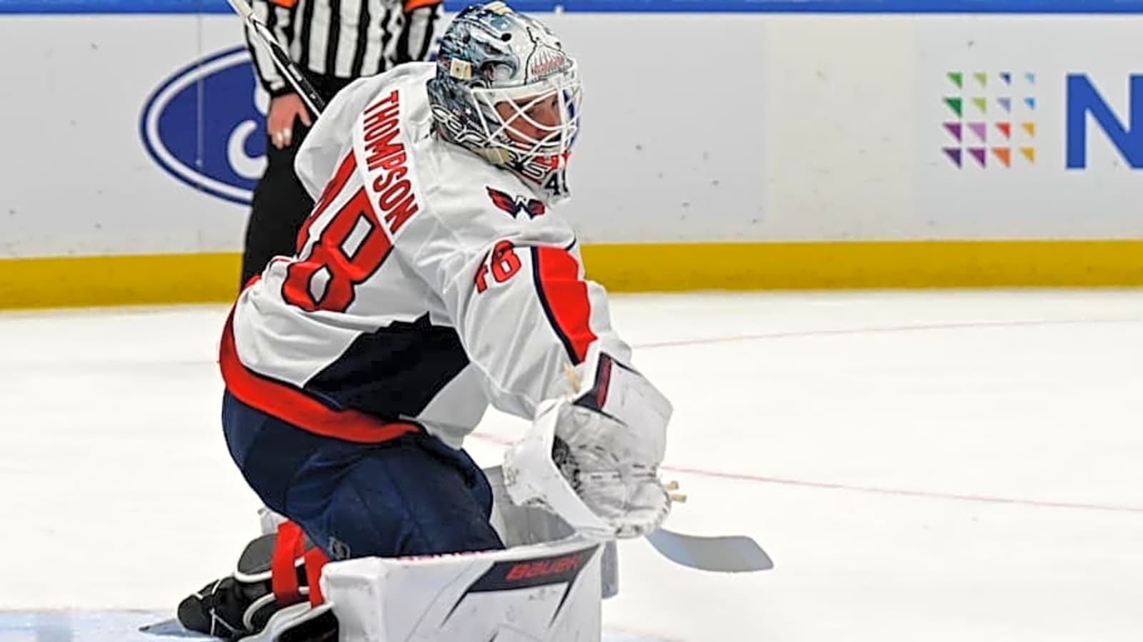 Capitals&#39; Logan Thompson Sneakily Becoming Star Goaltender