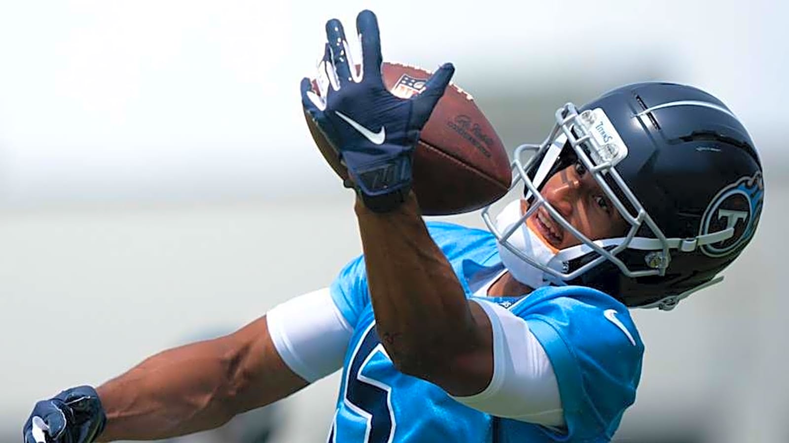 Tennessee Titans Rookie Compared to Tampa Bay Bucs Standout Wide Receiver