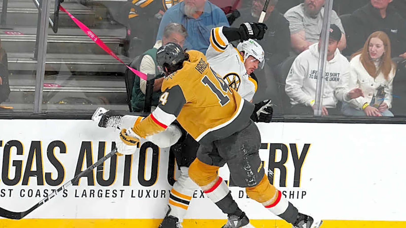 Canadiens Interested in Golden Knights&#39; Defenseman