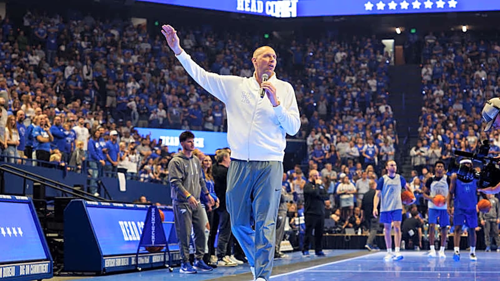 Andy Katz doesn&#39;t believe Rupp Arena is a top ten venue in college basketball