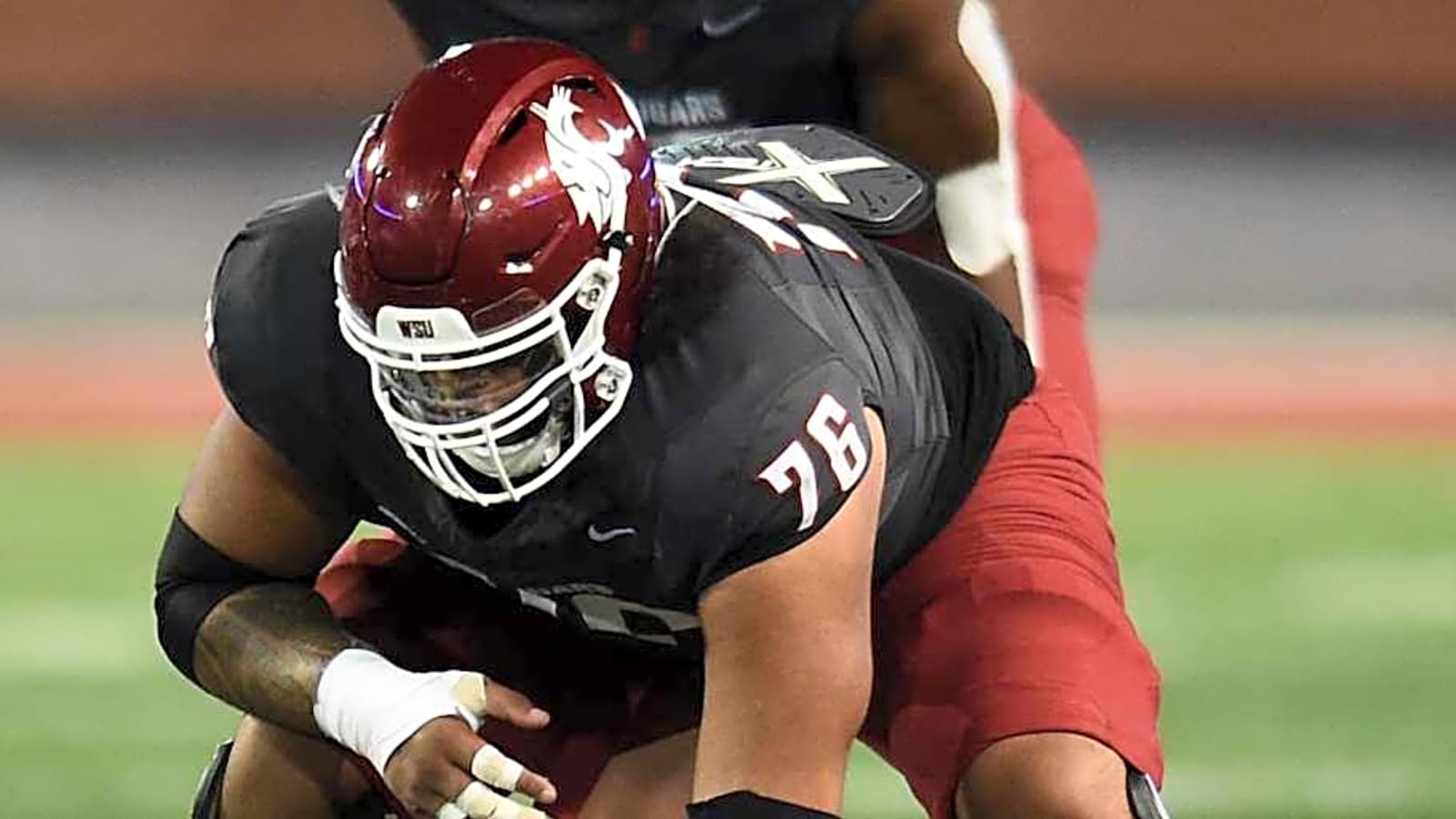 Chiefs&#39; Elevate Fascinating Rookie OL Esa Pole