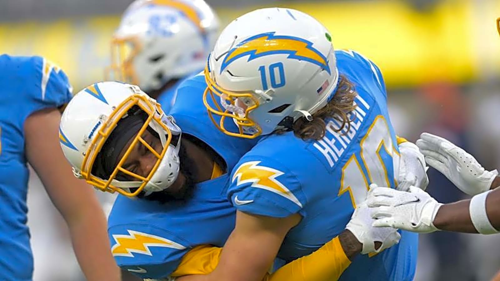 Justin Herbert gives &#39;heartbreaking&#39; comments on Mike Williams&#39; retirement