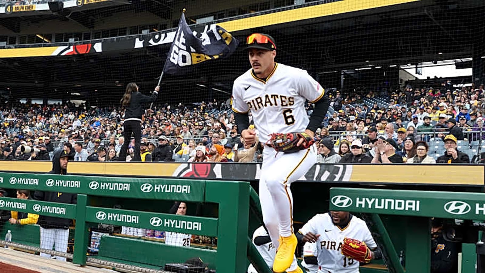 Top Prospect Konnor Griffin Officially Signs Largest Contract in Pirates History