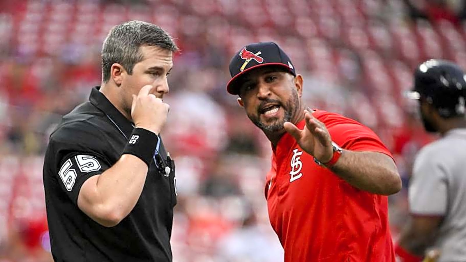 Cardinals Predicted To Make Stunning Oli Marmol Contract Decision