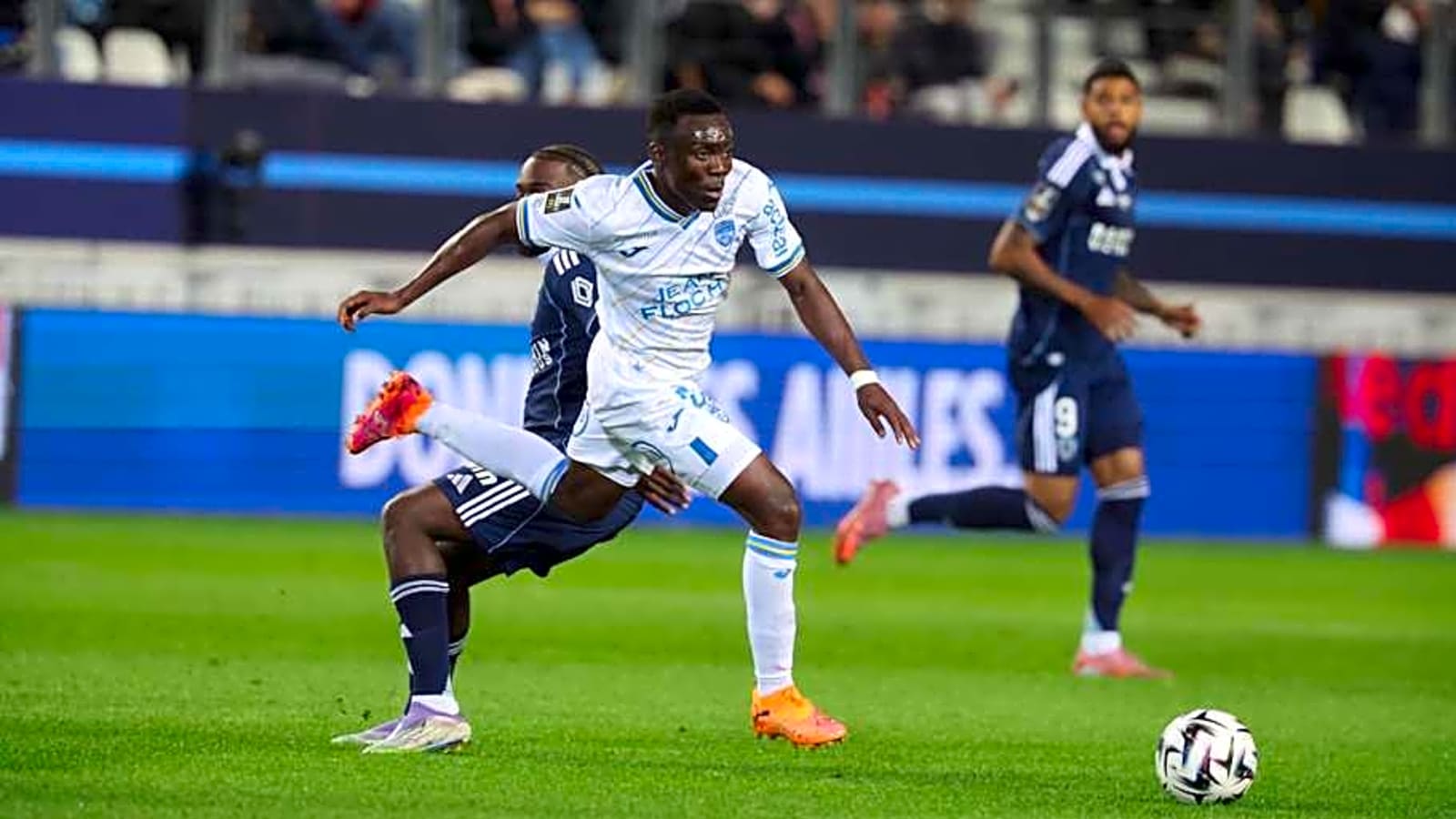 €9M-Rated Midfielder Jewel Wanted by Sunderland, Chelsea and Galatasaray