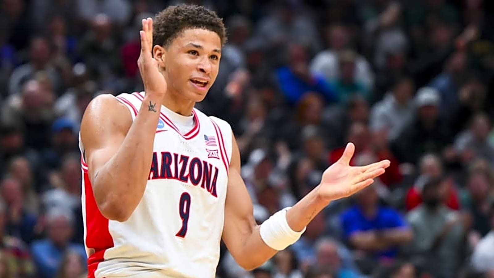 Arizona moves up in updated 2025 college basketball rankings