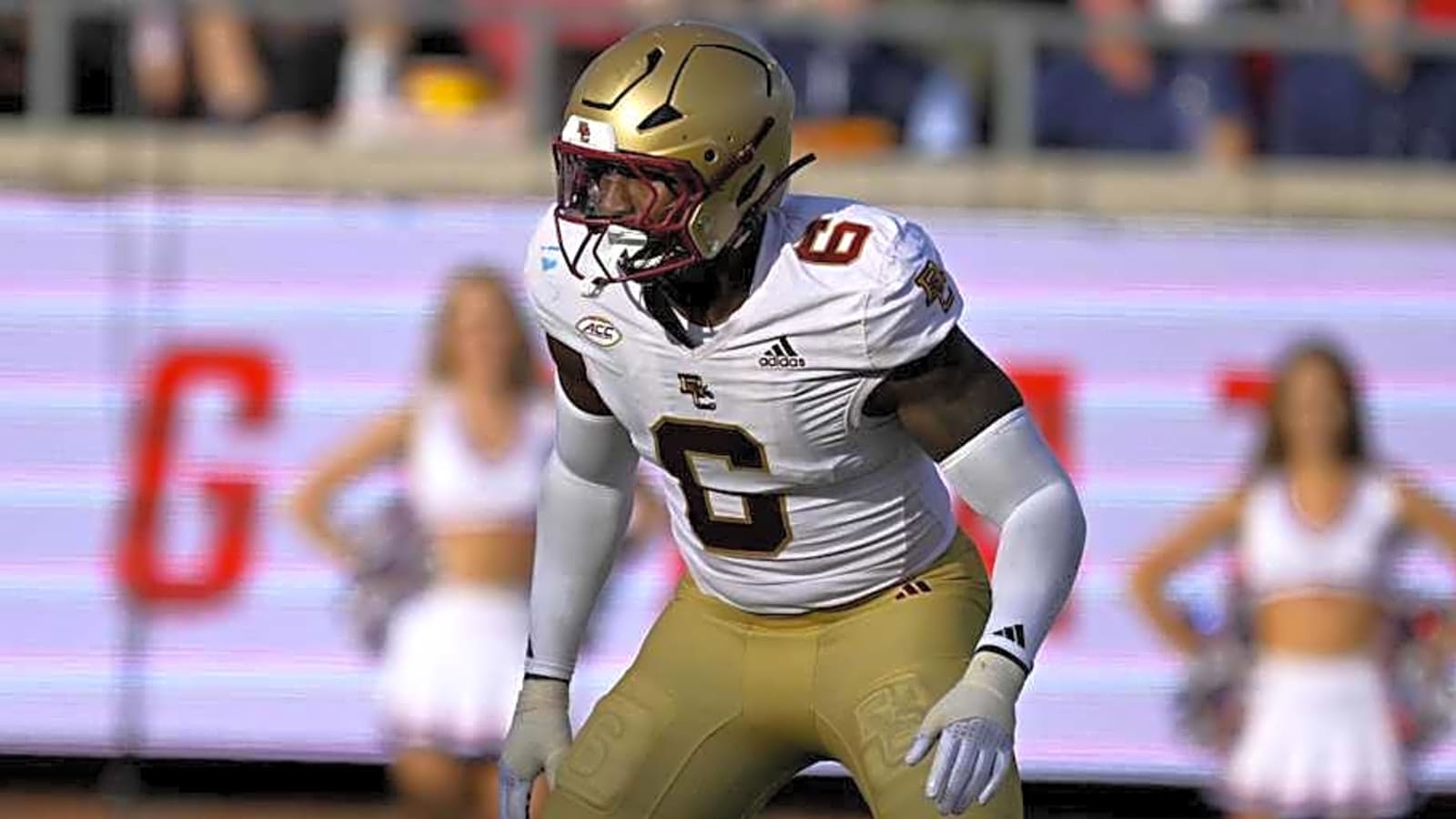 Can Donovan Ezeiruaku put a merciful end to Cowboys&#39; strange curse?