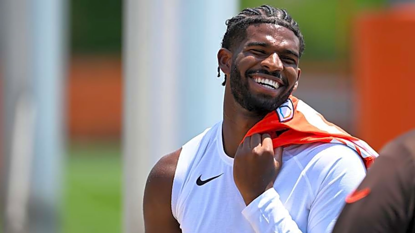 Shedeur Sanders gives back to Cleveland in a big way ahead of training camp