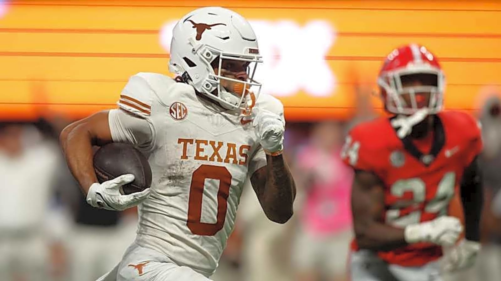 Texas Longhorns WR Snubbed From Preseason All-SEC Teams