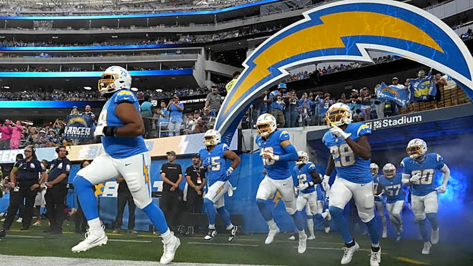 Seattle Seahawks linked to &#39;obvious&#39; cut candidate from AFC West contender