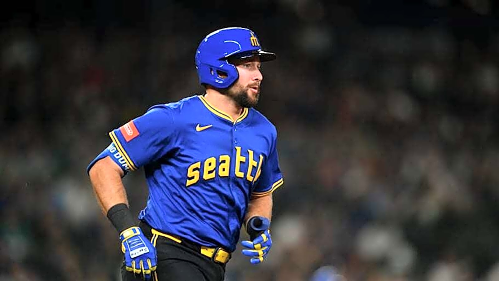 Cal Raleigh Continues to Re-Write Seattle Mariners History as Team Begins Month of May