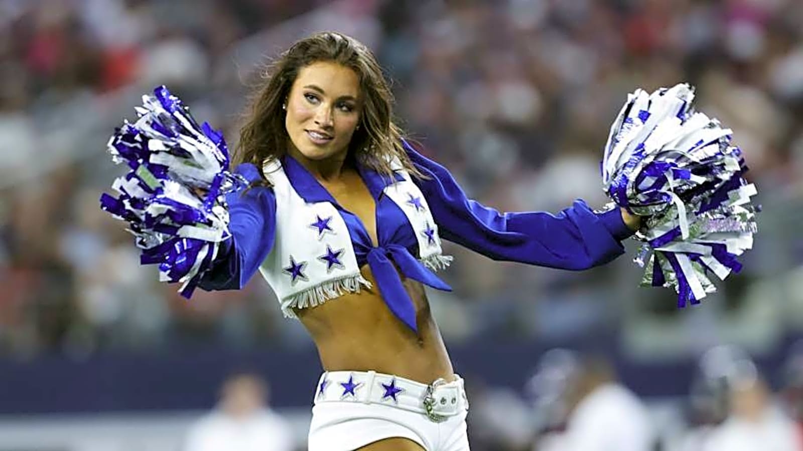 Dallas Cowboys cheerleader ignites heated debate following Pom Pom TikTok video