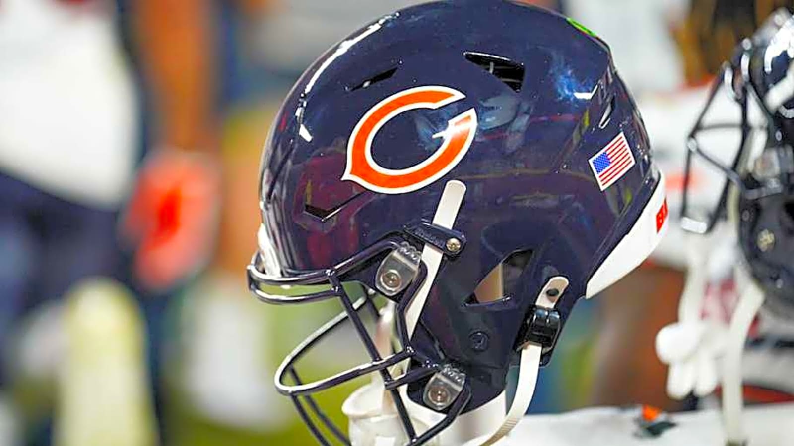 Bears&#39; top free-agent addition draws concerning 2025 forecast