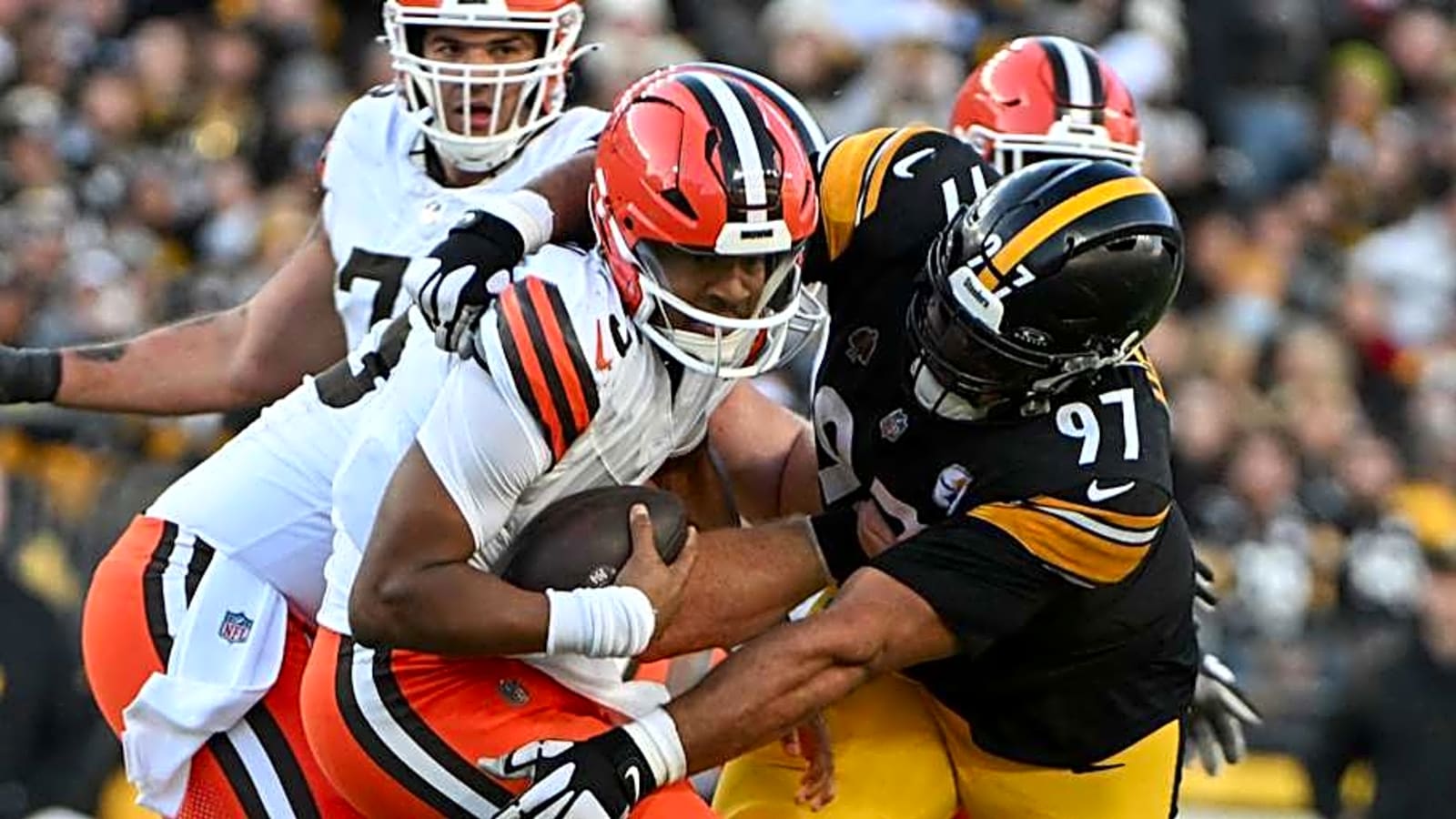 Cameron Heyward Takes Unsolicited Shot at Cleveland Browns