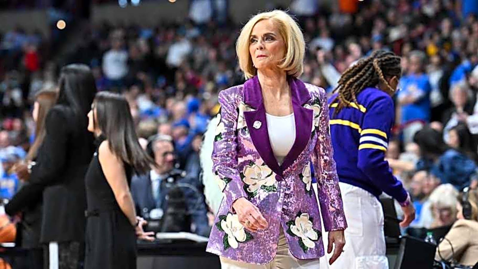 Kim Mulkey, LSU Basketball Programs to Compete in Special Doubleheader in New Orleans