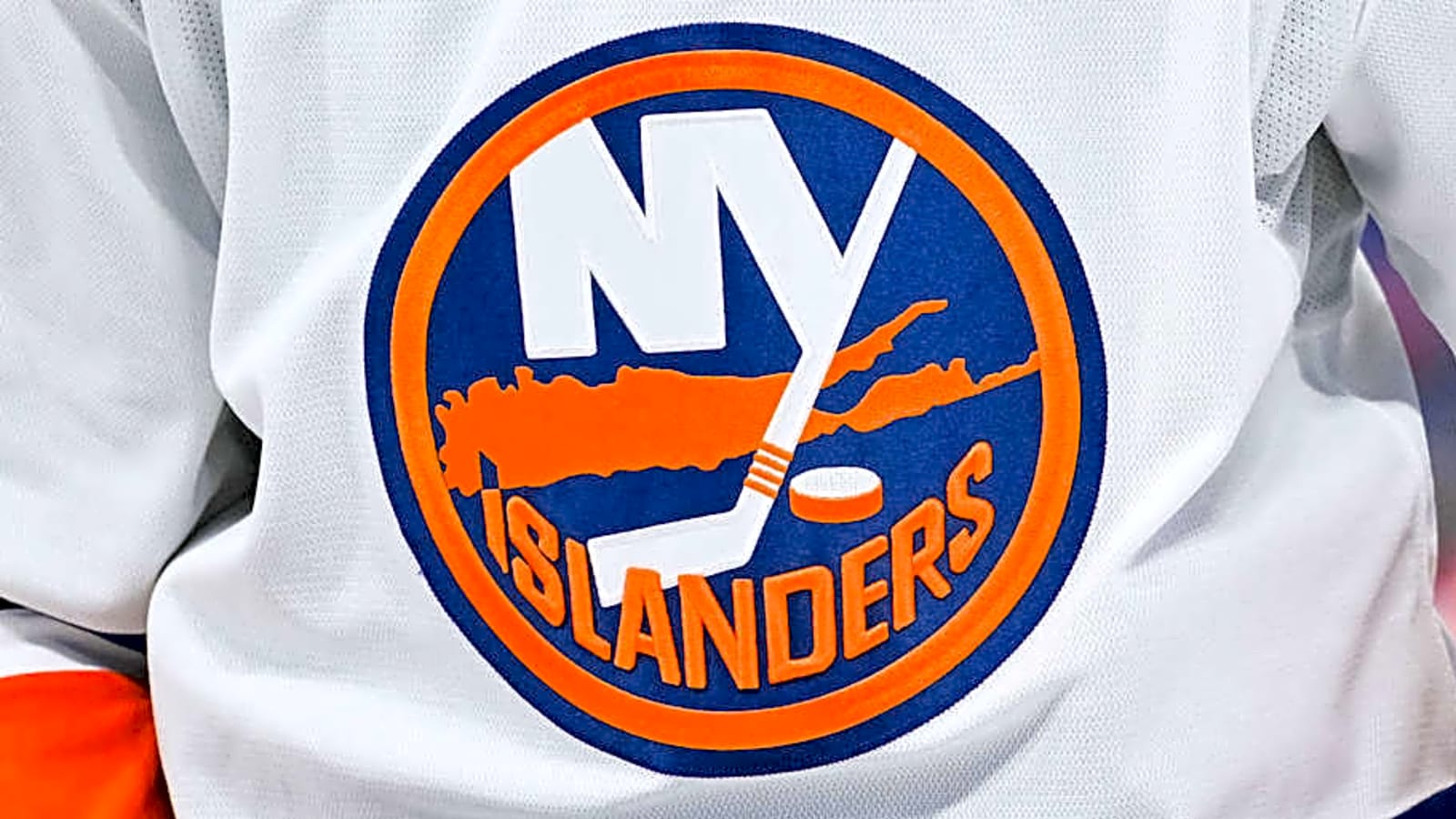Islanders GM Makes Perfect First Impression