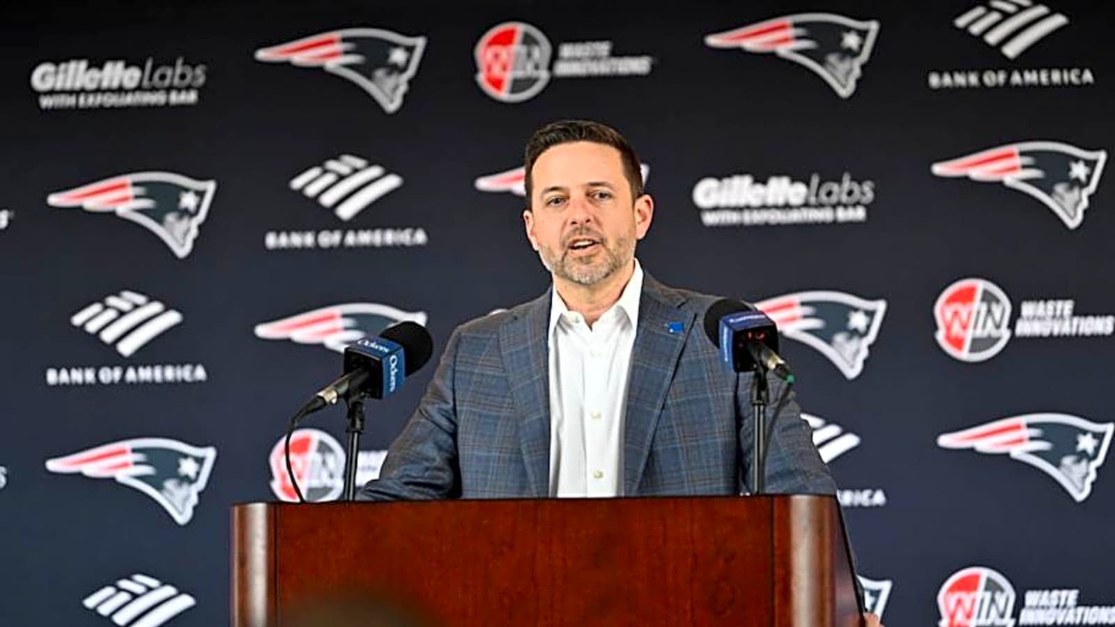 Patriots Linked to Massive Trade Buzz for Number Four Pick