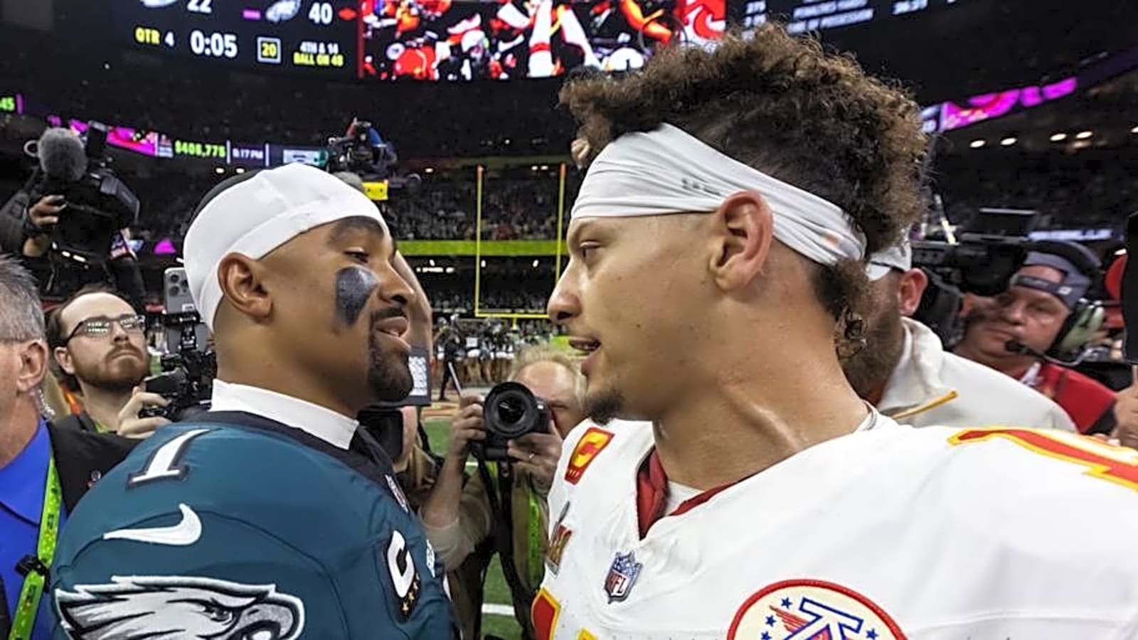 Jalen Hurts&#39; two quarterback duo matchups in 2025 will solidify himself as elite