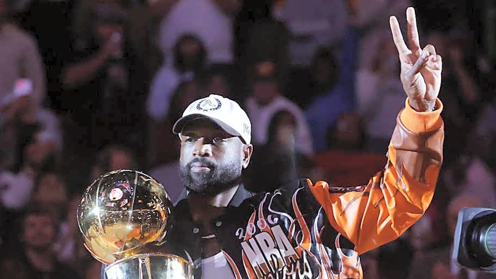 Dwyane Wade Claps Back After Patrick Beverley Says James Harden Is Better