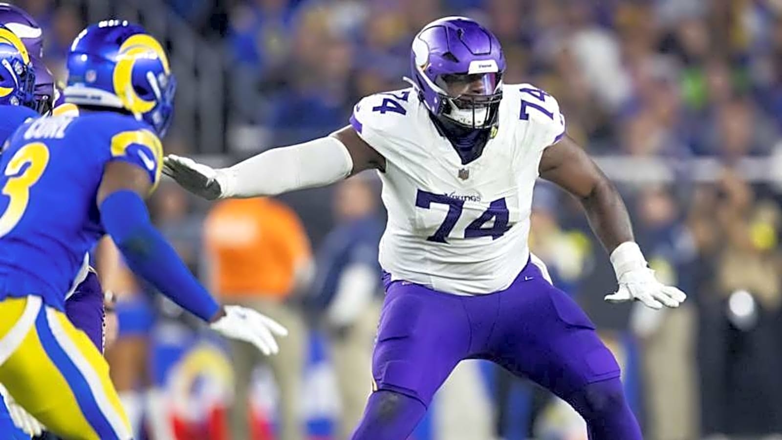 The potential for any Chicago Bears interest in Cam Robinson