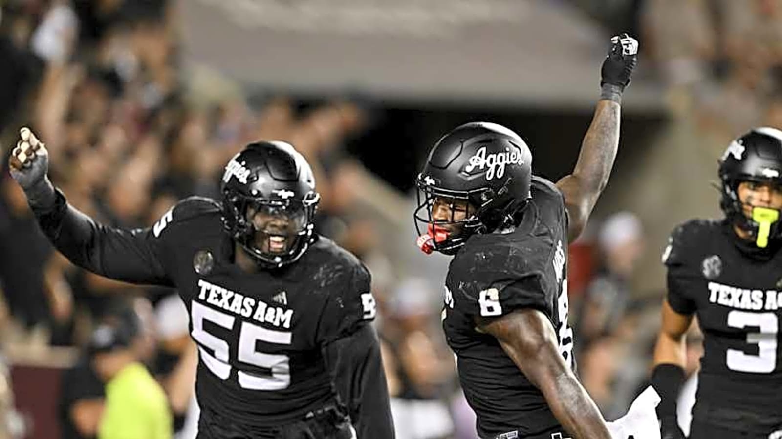 Texas A&M Aggies&#39; Le&#39;Veon Moss Left Off Top-10 Running Backs List? Here&#39;s Why