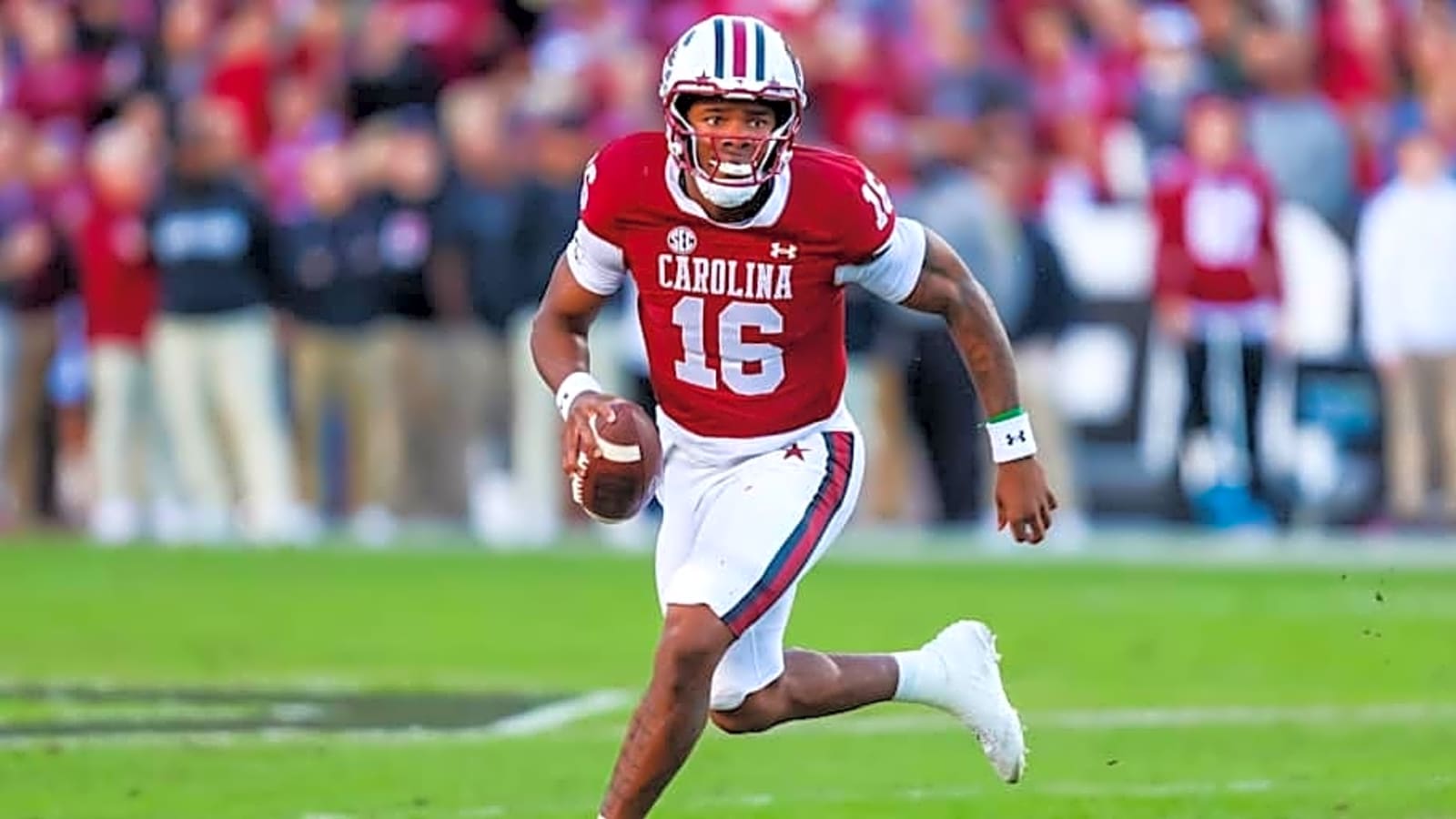 South Carolina Head Coach Shane Beamer Expresses His Confidence in LaNorris Sellers