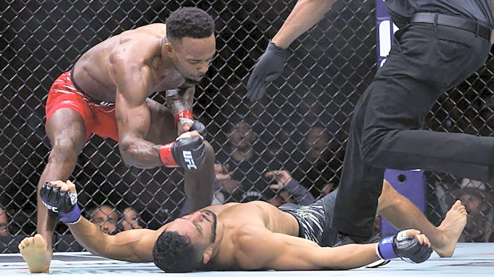 MMA star breaks silence following viral KO loss in UFC debut
