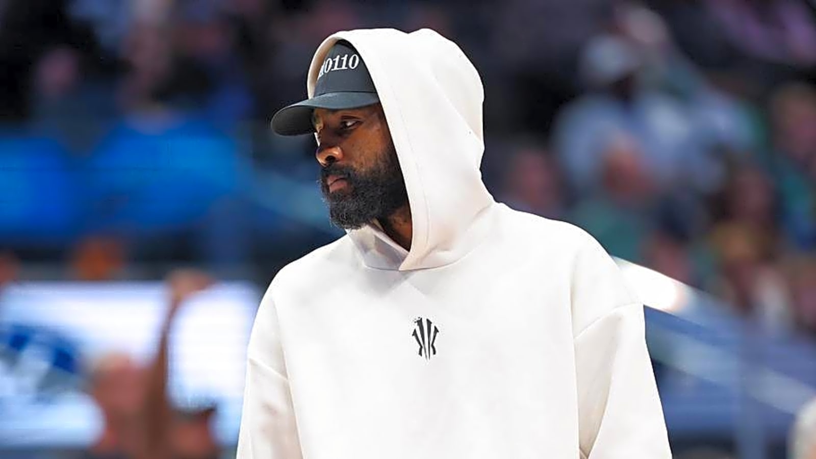 Rockets May Not Have a Chance at Kyrie Irving, After All