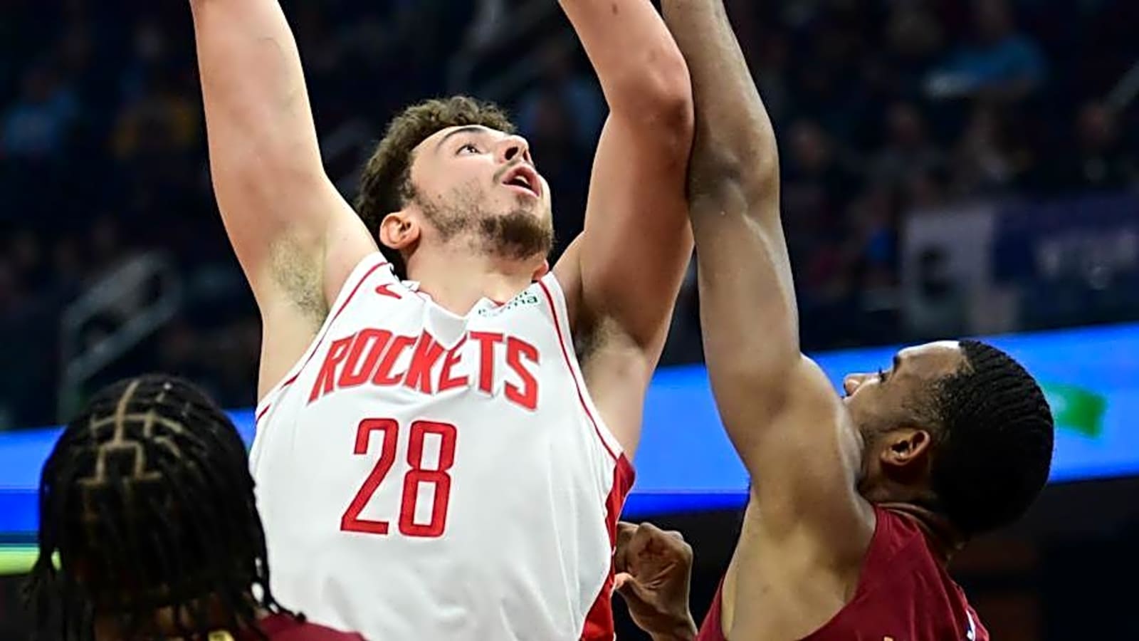 Rockets&#39; Alperen Sengun is Already Better Than Evan Mobley