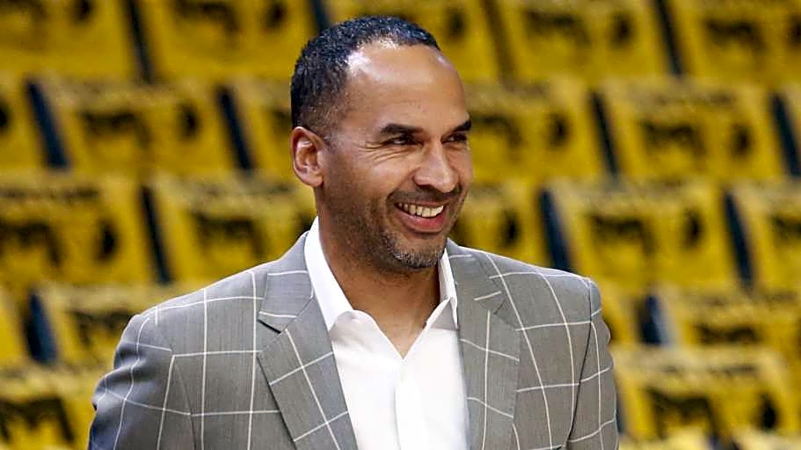 Mavericks owner may change front office around GM Nico Harrison