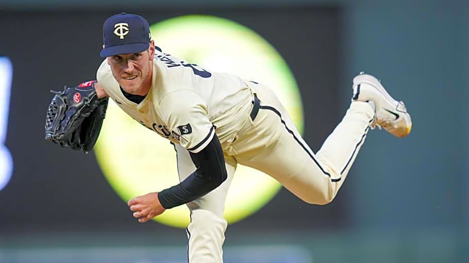 Braves Claim Former Prospect Off Waivers, DFA Right-Hander