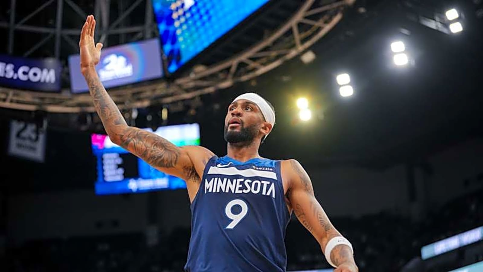 Atlanta Hawks Acquire Former Utah Jazz Guard in Sign-and-Trade