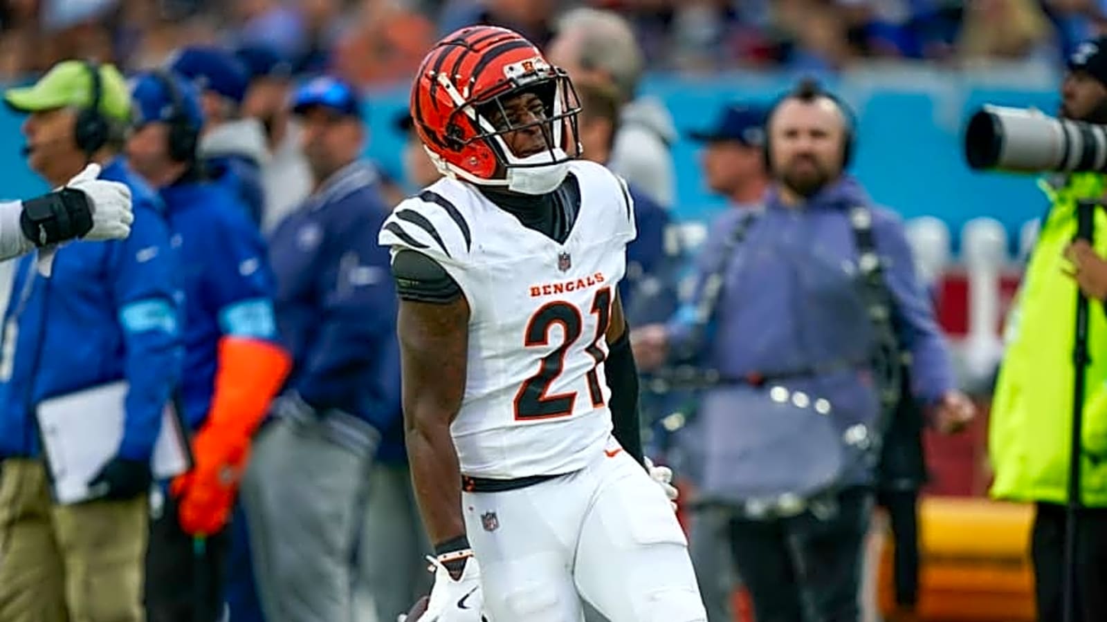 Accomplished Veteran Cornerback Signing With Colts