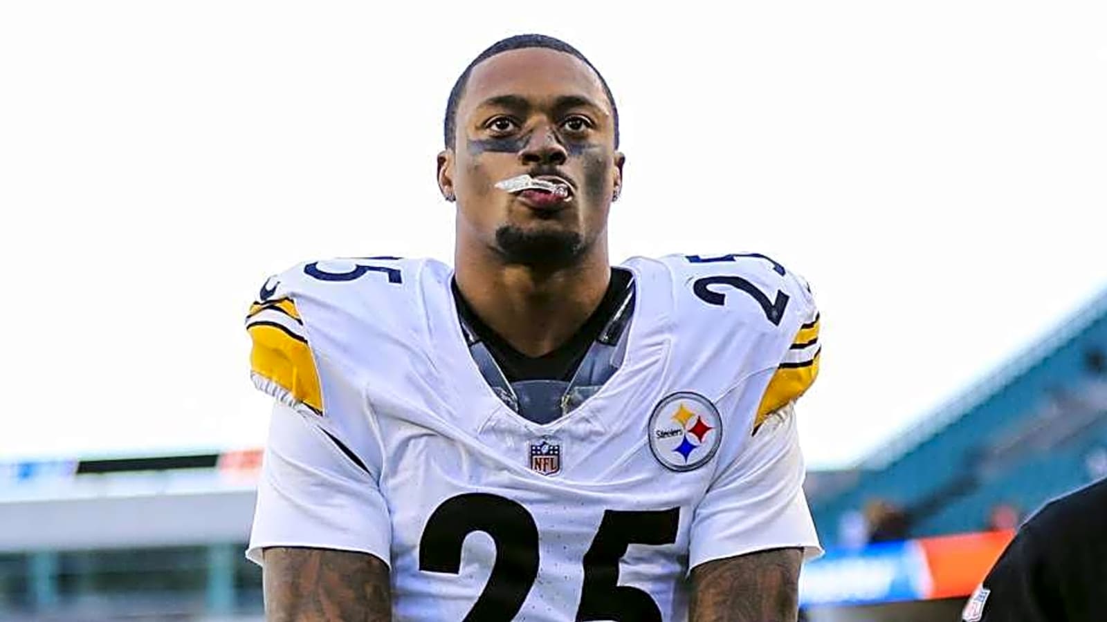 Former Lions Defensive Back Earns Extension with Steelers