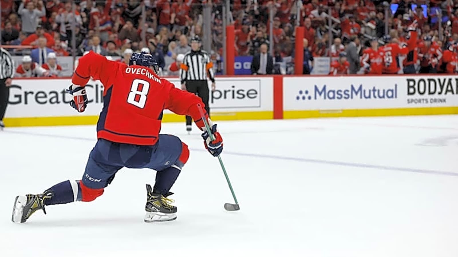 Alex Ovechkin&#39;s Playoff First Leads Capitals to Game 1 Win