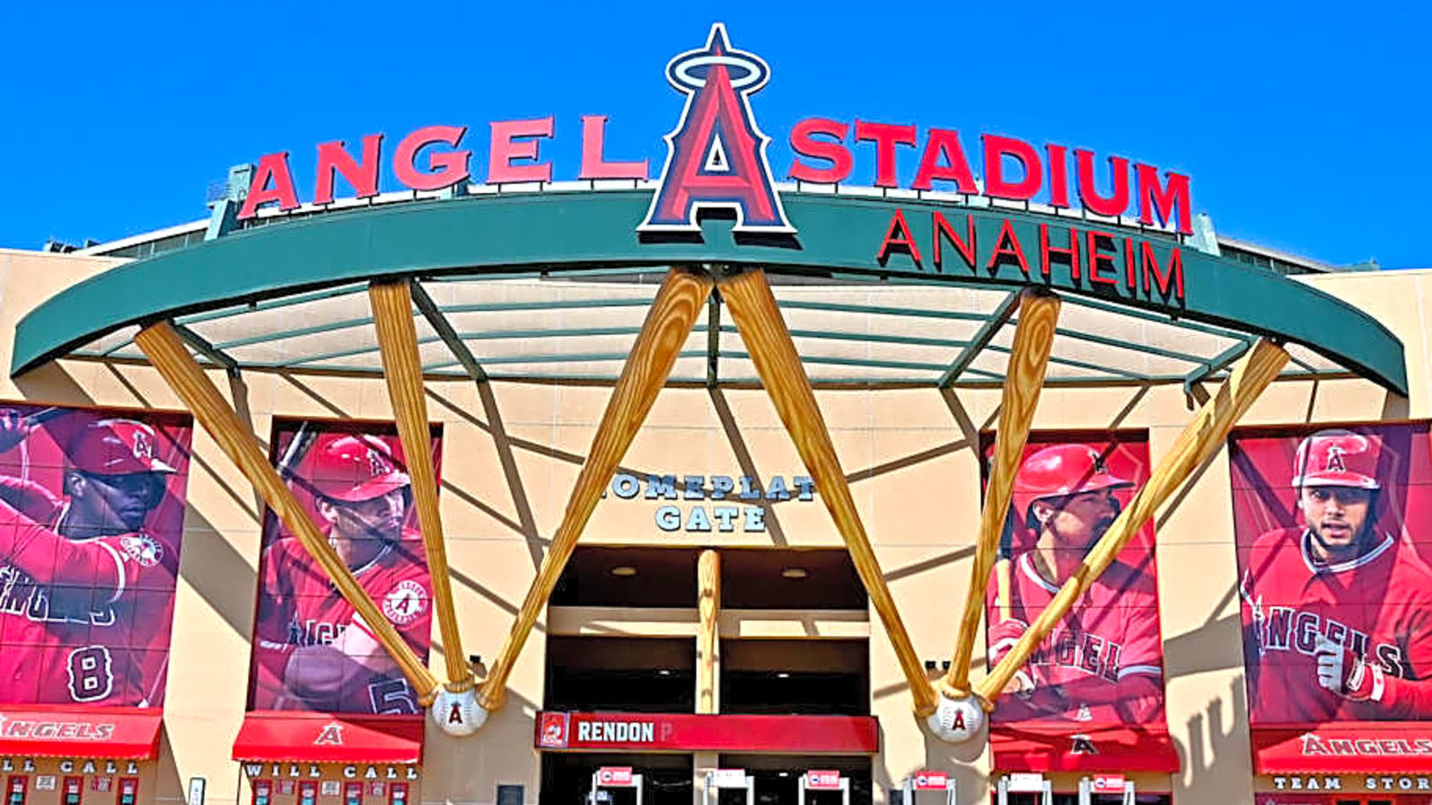 World Series Champion Turned Broadcaster Heaps High Praise on Angel Stadium