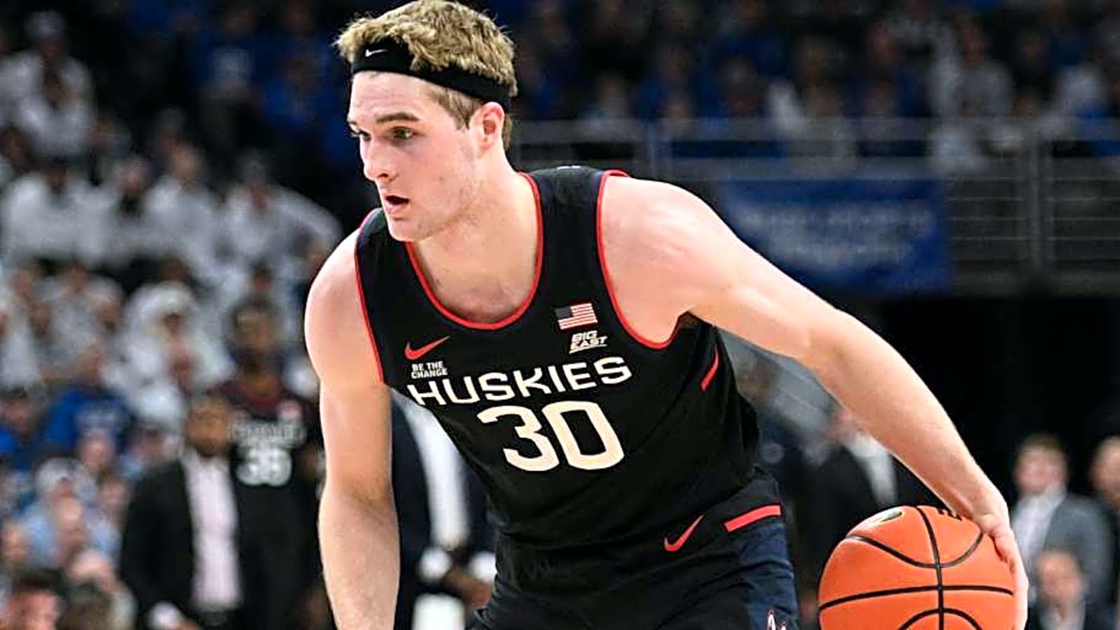 Liam McNeeley Praises UConn, Dan Hurley As NBA Career Begins