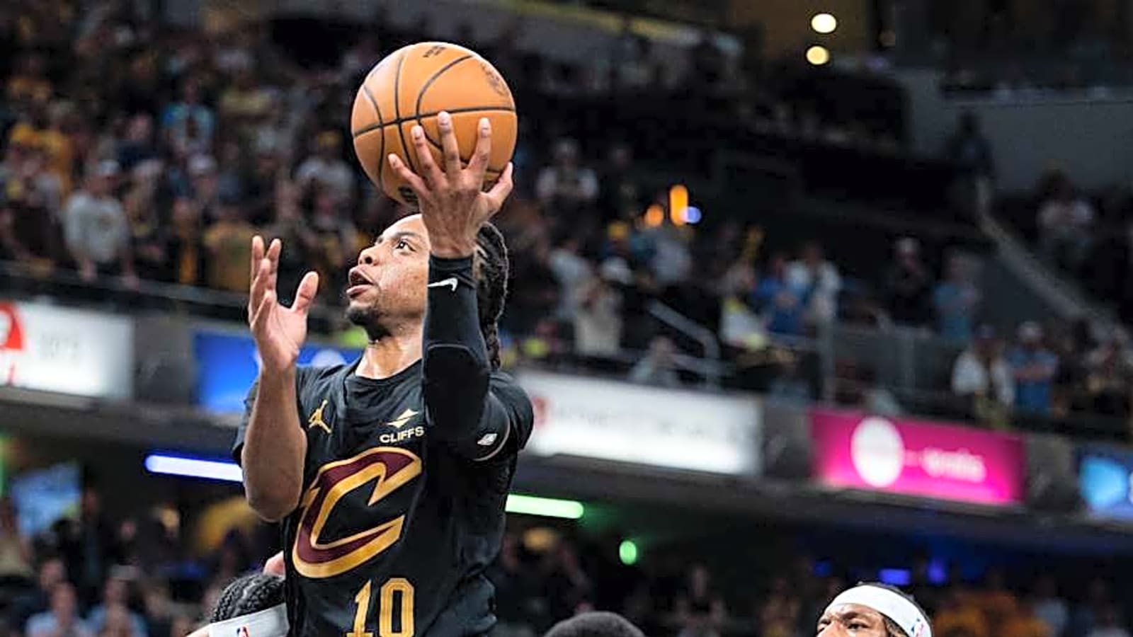 NBA Insider Offers More Details on Cavaliers Star Darius Garland&#39;s Injury