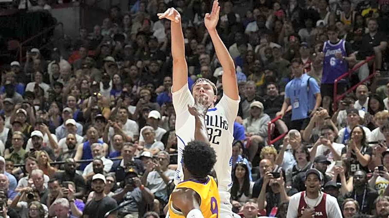 Cooper Flagg&#39;s Shot Over Bronny James Went Viral In Mavs-Lakers Game