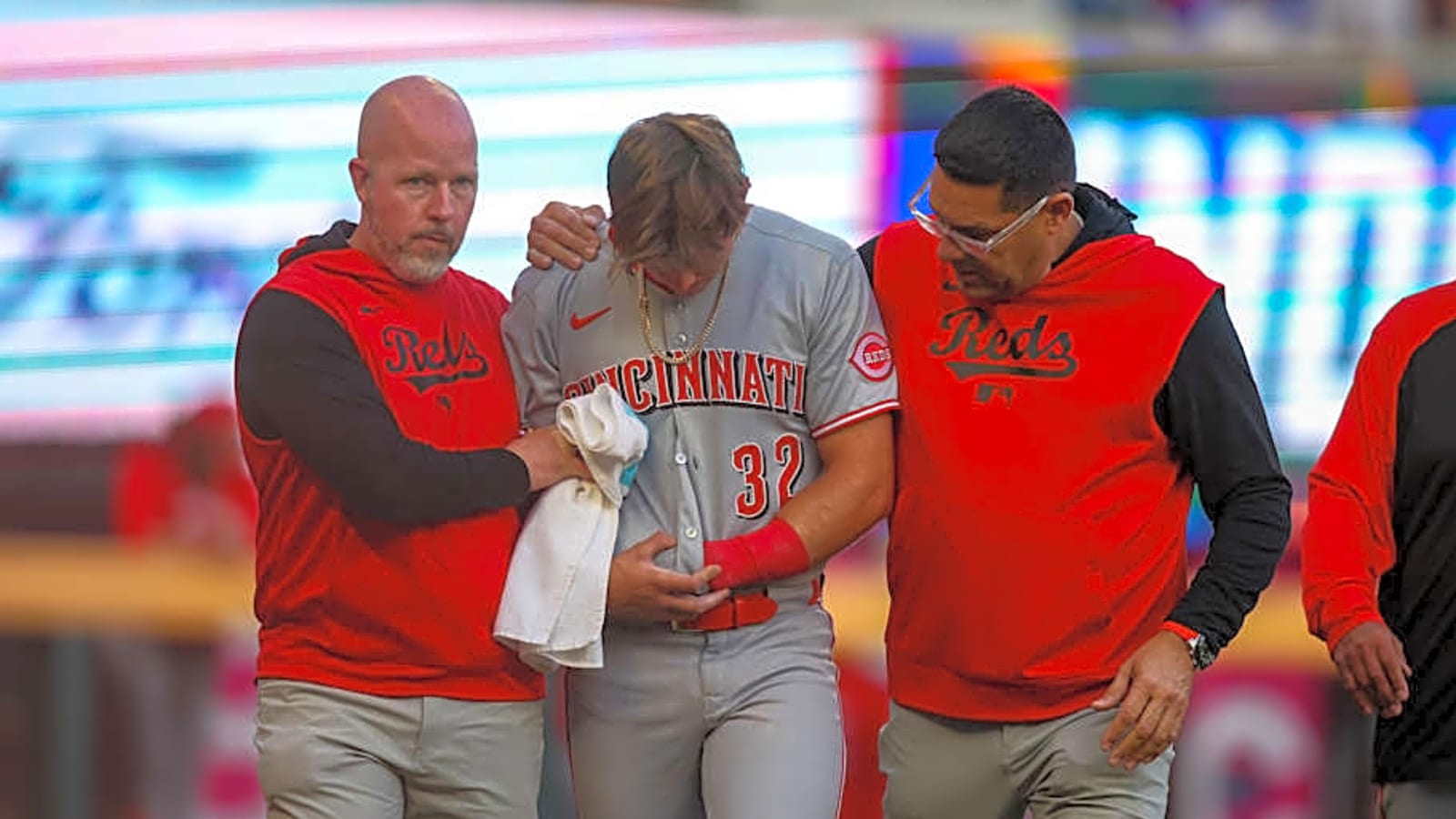 POSTGAME TAKEAWAYS: Cincinnati Reds Lose to Braves 4-0 to Braves in Weird Game
